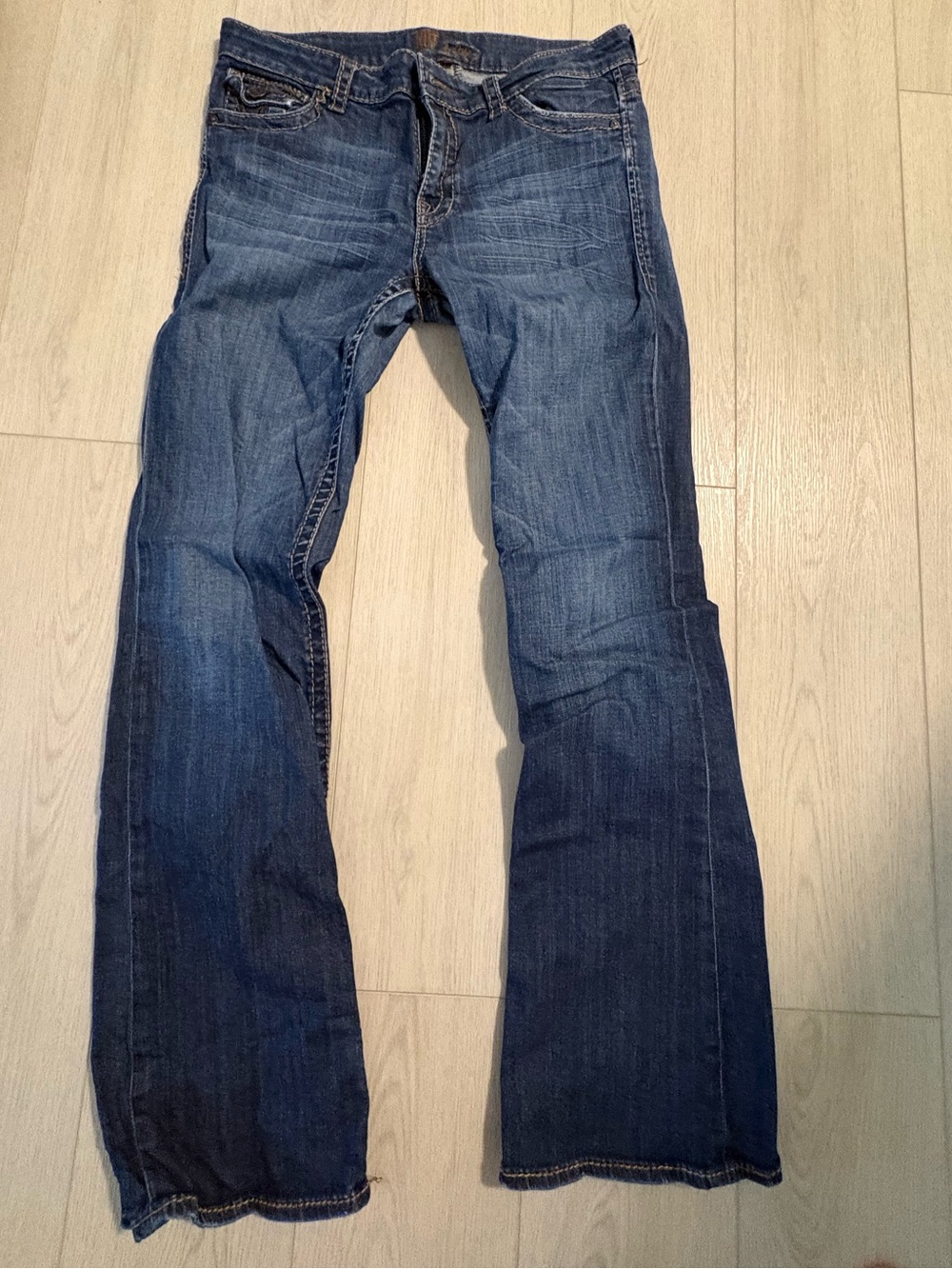 Women’s Dark Blue Straight-Leg Jeans